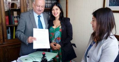 Teillier busca eliminar norma retrógrada que restringe matrimonio de mujeres Teillier busca eliminar norma retrógrada que restringe matrimonio de mujeres
